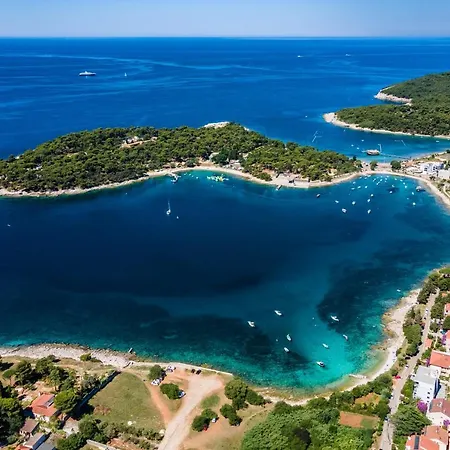 Apartment White Imperial Pula